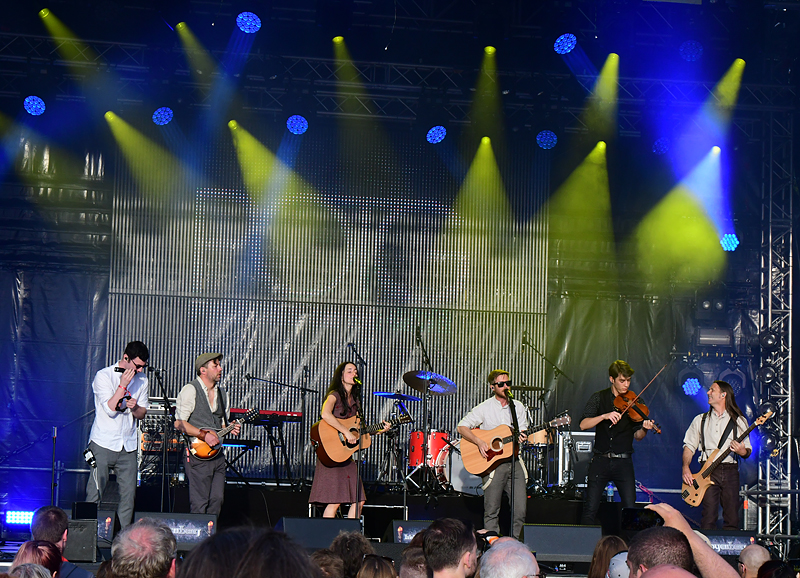 irish-folk-56